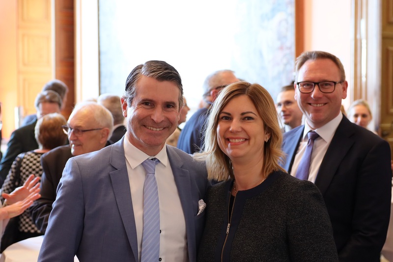 Wichtiger Teil des Empfangs: Netzwerken und miteinander ins Gespr&auml;ch kommen. Foto: CSU-Fraktion